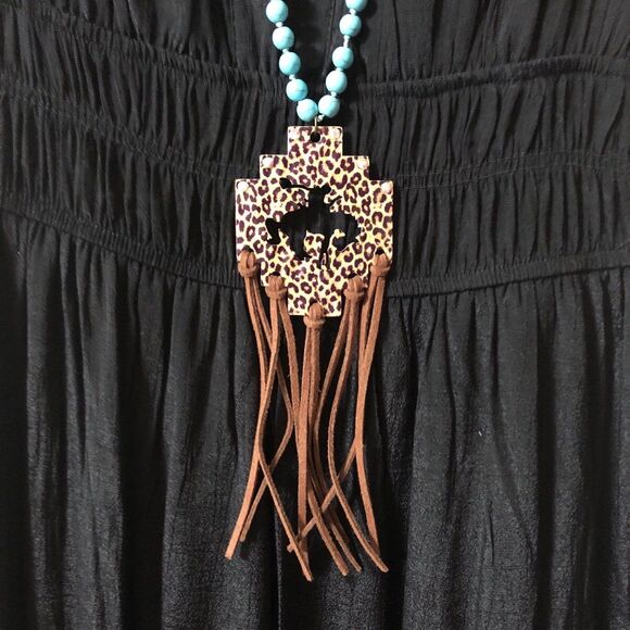 Necklace and Earring Set Rhinestone Leopard Print Turquoise Design - Picture 2 of 5